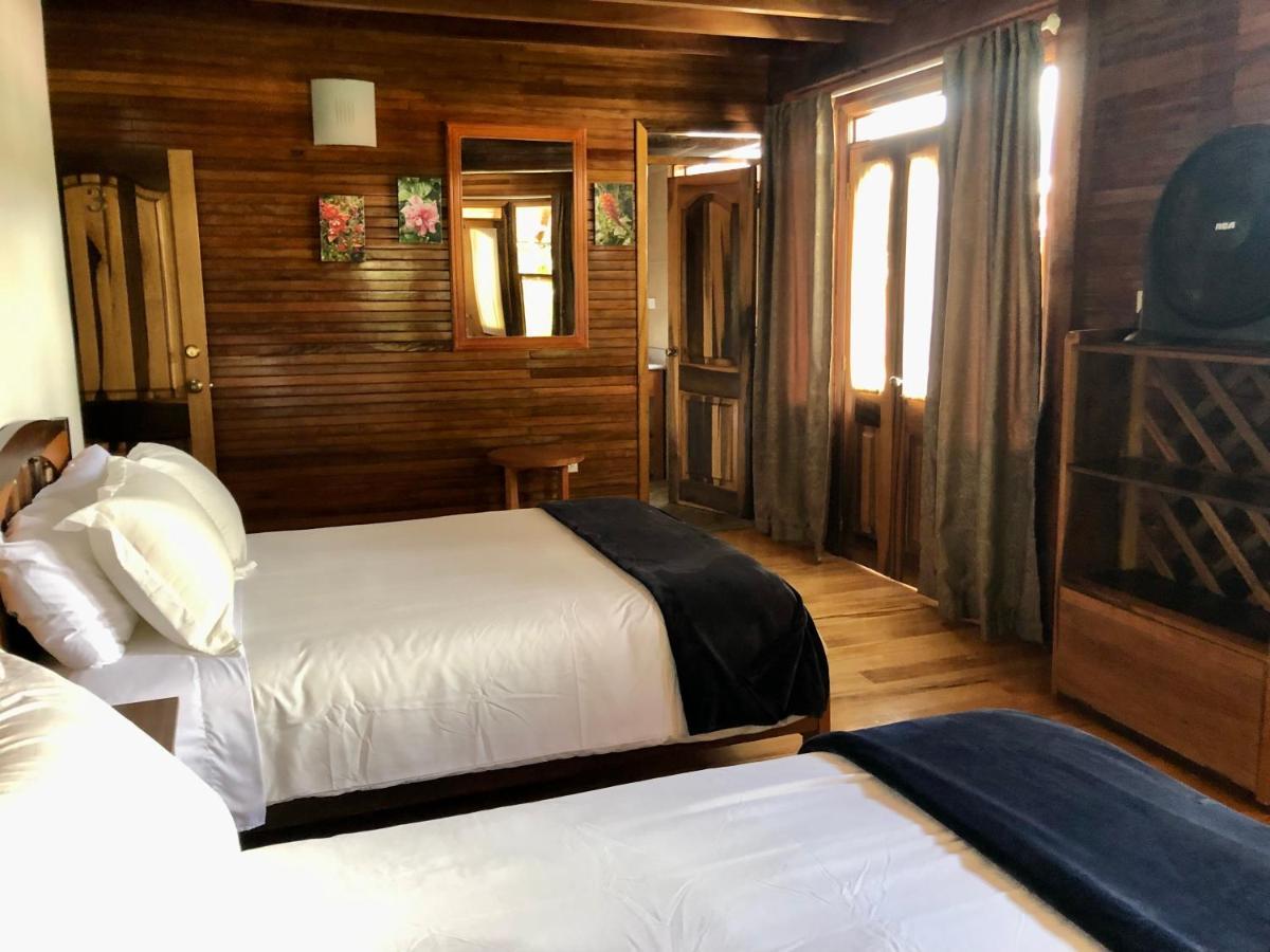 Hostal Zafiro มินโด ภายนอก รูปภาพ
